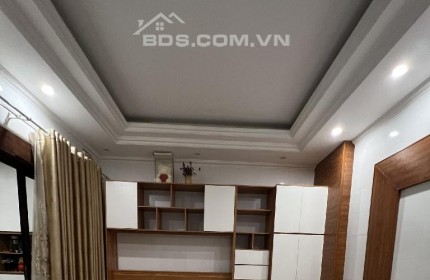 Bán nhà  Bạch mai, 5Tầng, đúc BTCT, cách 15m ra phố,  58m2, giá chỉ  6,8tỷ còn thương lượng